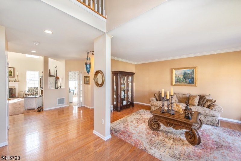 OAK HILL - Residential