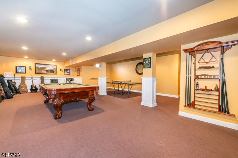 OAK HILL - Residential