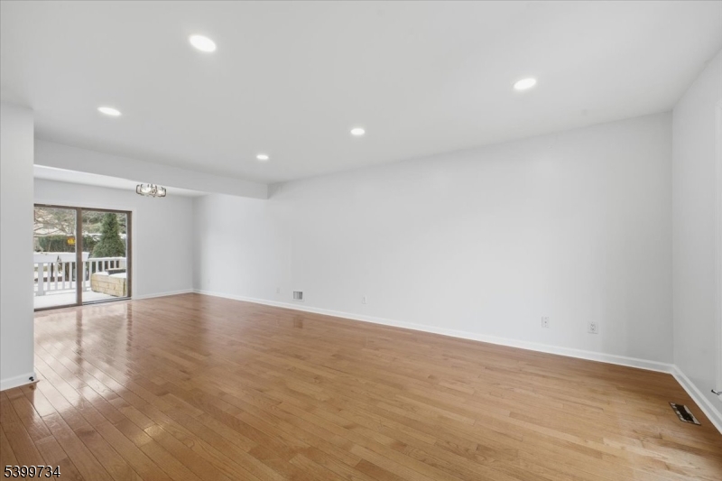 Rolling Hills - Residential