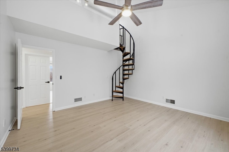 Rolling Hills - Residential