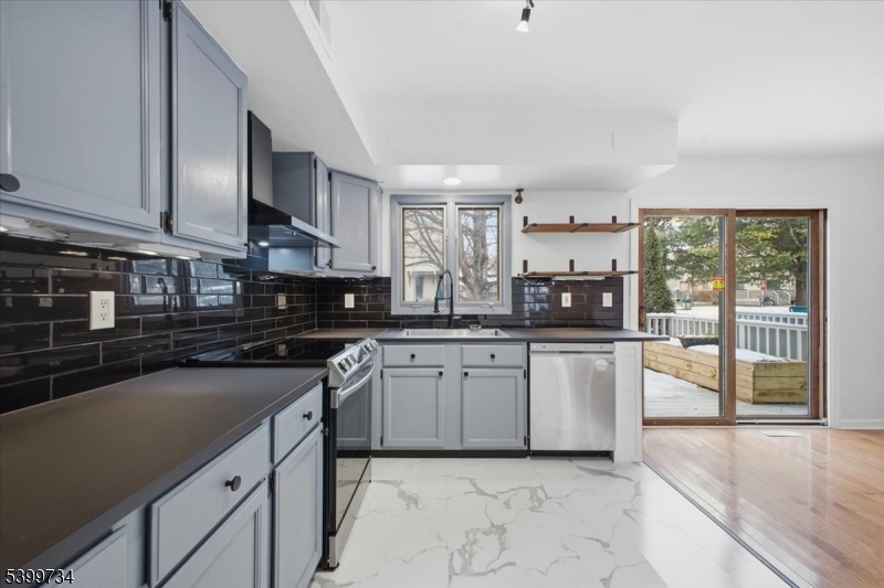 Rolling Hills - Residential