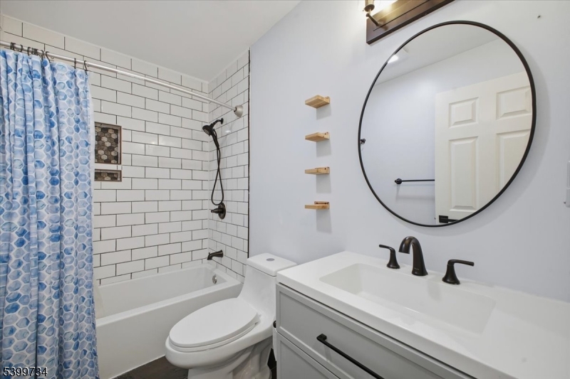 Rolling Hills - Residential