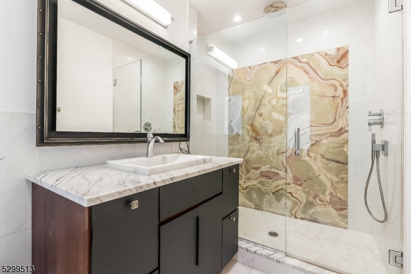 Hartshorn - Residential