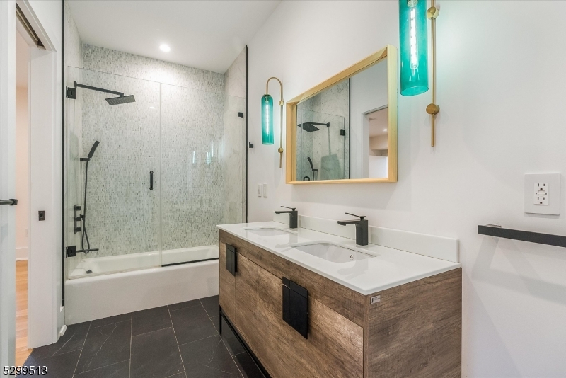 Hartshorn - Residential