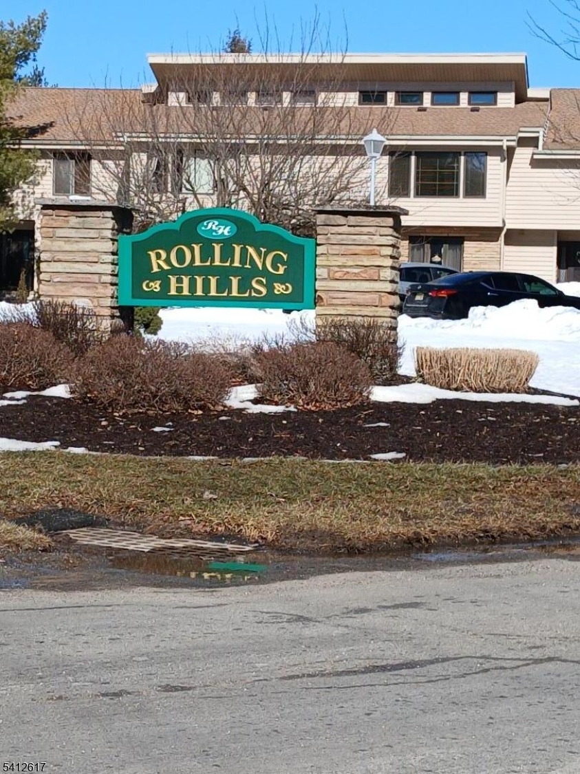 Rolling Hills - Residential Lease