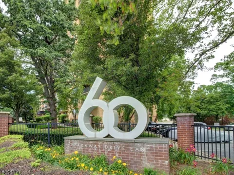 60 Parkway Dr Unit 11C, East Orange City, NJ 07017 - MLS#: 3952751