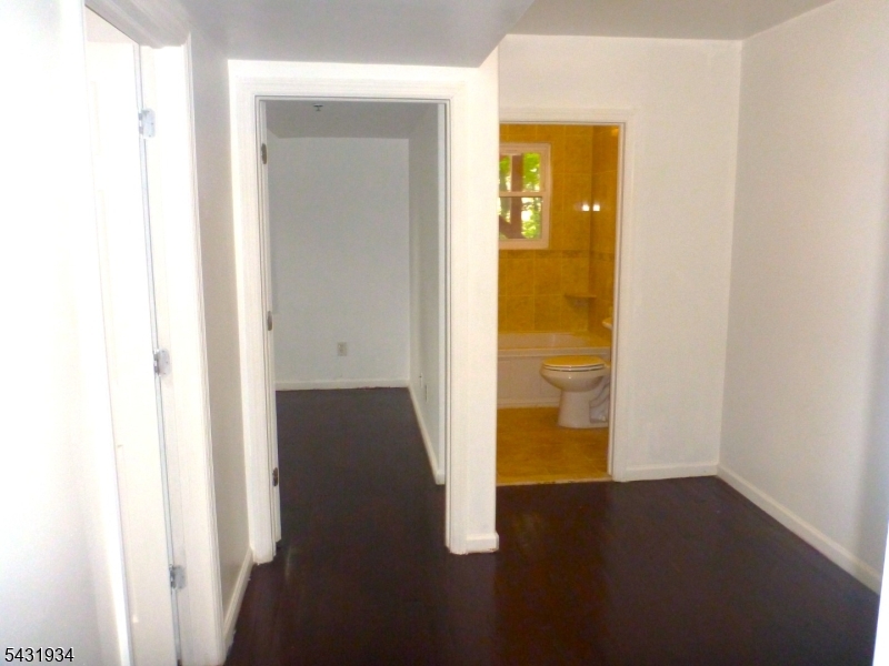 98 S Burnett St - Photo 4