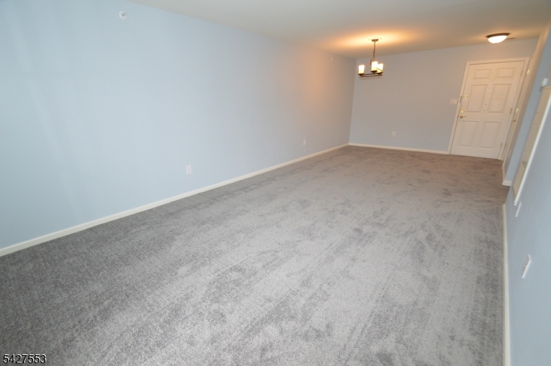 Kings View on the Pond - Residential Lease