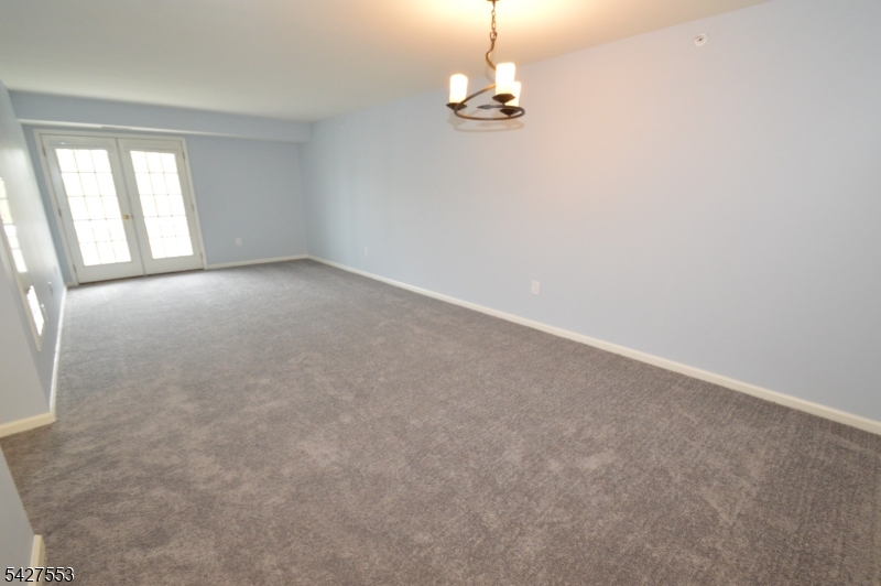 Kings View on the Pond - Residential Lease