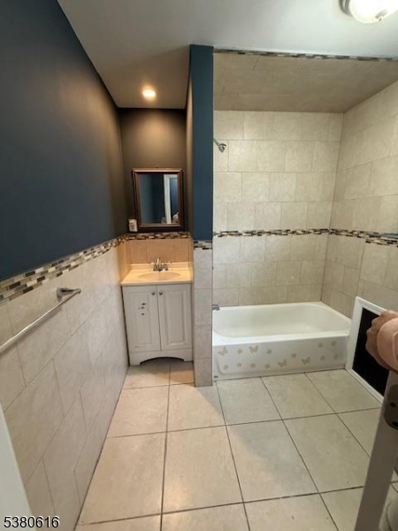 North Newark - Residential Income