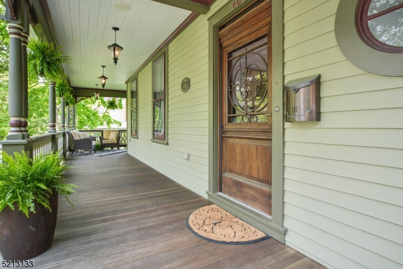 Hill Section - Residential