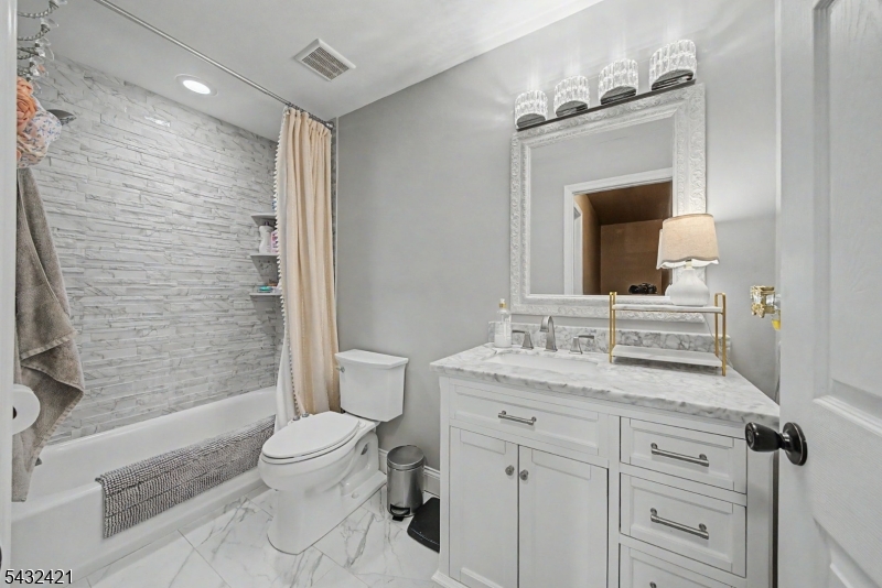 Oak Hill - Residential