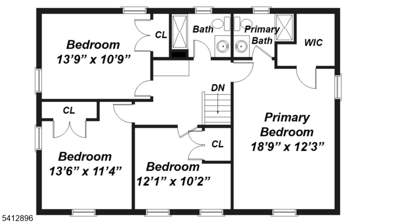 Main image without alt text