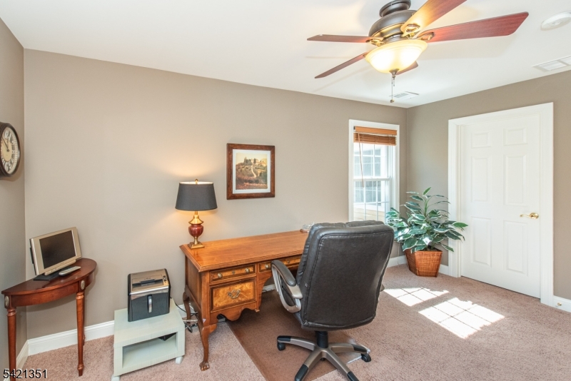 Four Seasons - Residential