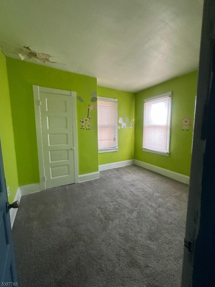 Phillipsburg Town, New Jersey 08865, United States, 3 Bedrooms Bedrooms, ,1 BathroomBathrooms,Residential,Coming Soon,218915