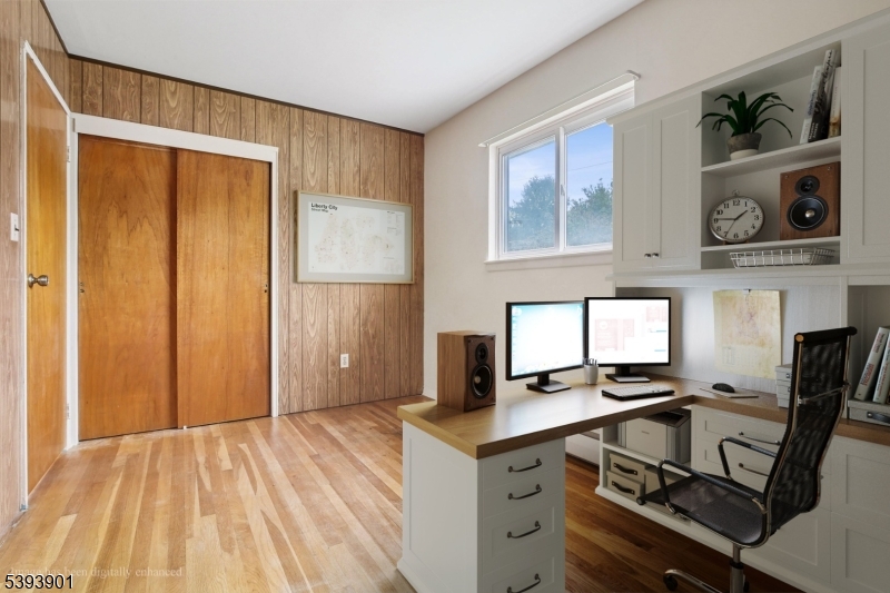 Country Club Homes - Residential