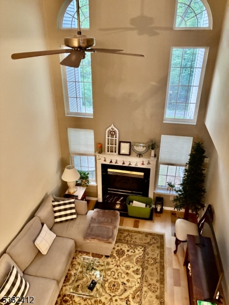 Jade Mountain - Residential Lease