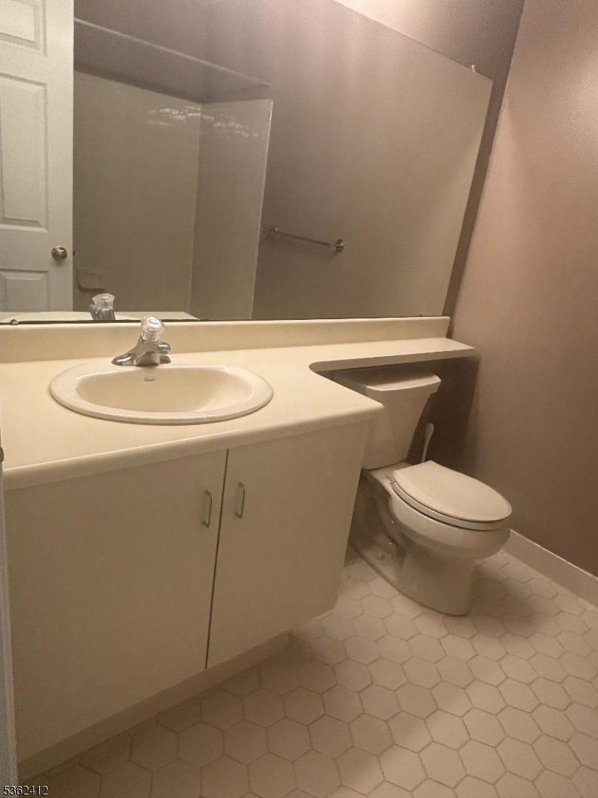 Jade Mountain - Residential Lease