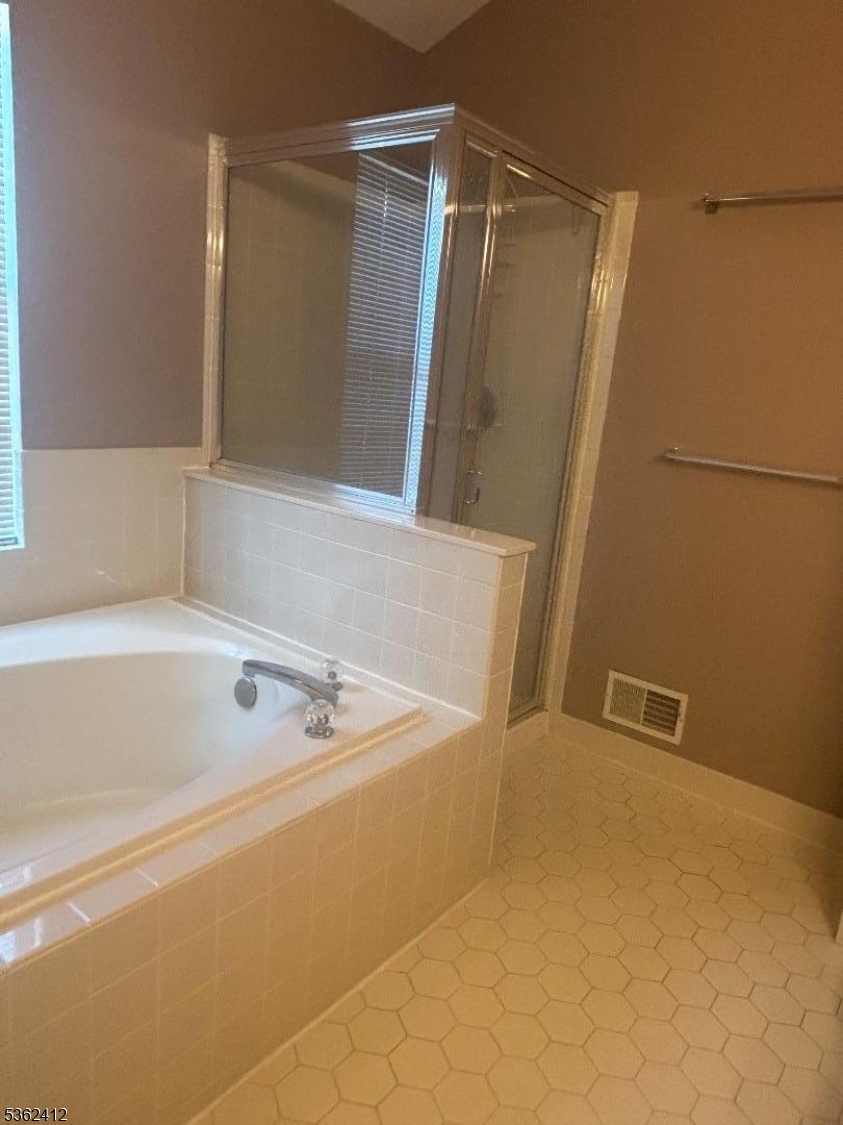 Jade Mountain - Residential Lease