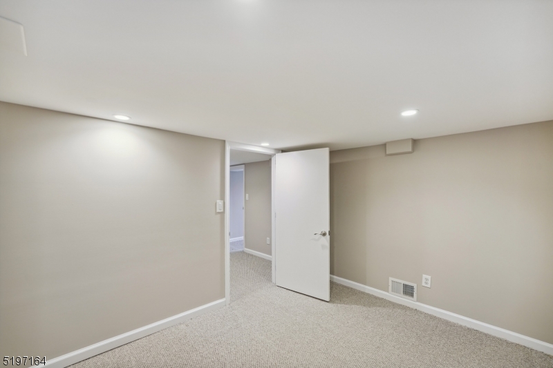 North Ave - Residential Lease