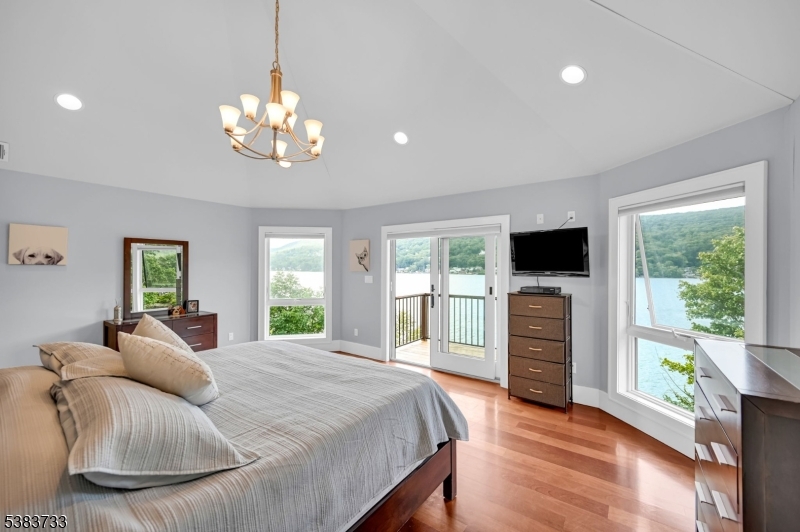 Greenwood Lake NY Lakefront - Residential