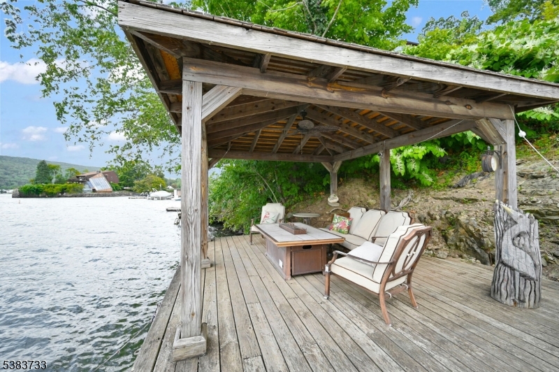 Greenwood Lake NY Lakefront - Residential