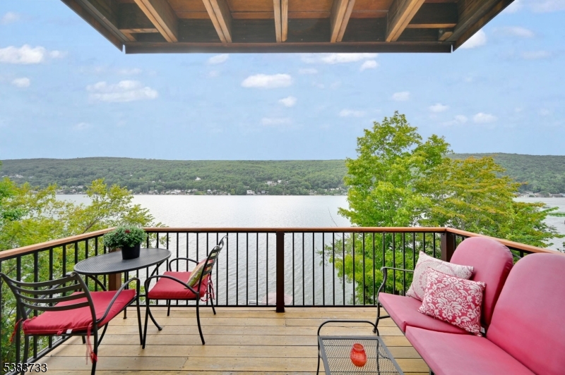 Greenwood Lake NY Lakefront - Residential