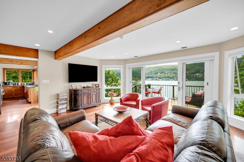 Greenwood Lake NY Lakefront - Residential