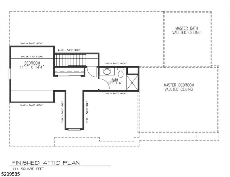 Main image without alt text