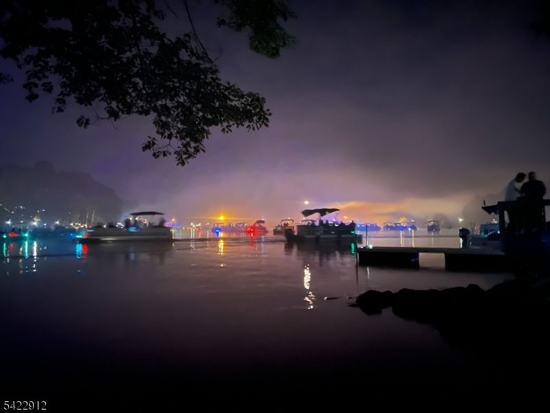 Upper Greenwood Lake - Residential