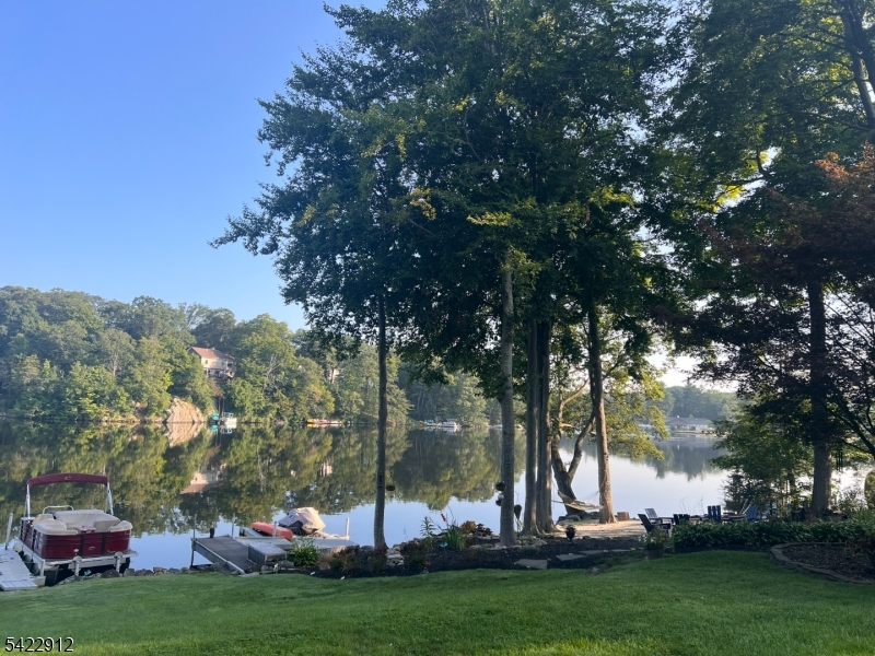 Upper Greenwood Lake - Residential