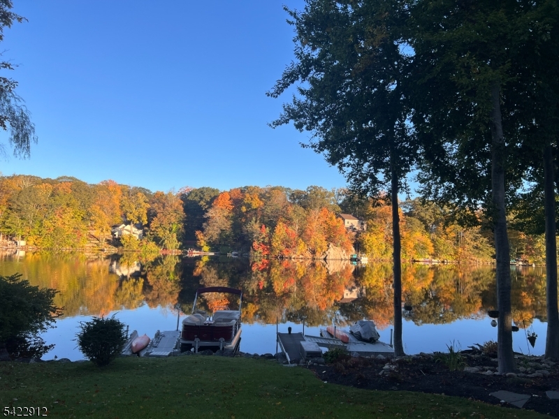 Upper Greenwood Lake - Residential