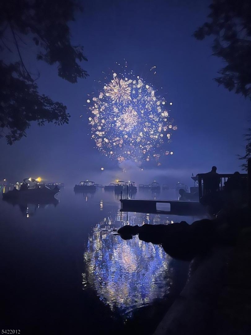 Upper Greenwood Lake - Residential