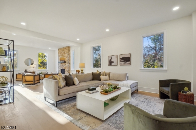 Upper Wyoming - Residential