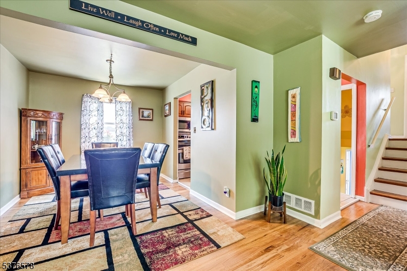 South Plainfield Boro, New Jersey 07080, United States, 3 Bedrooms Bedrooms, ,2 BathroomsBathrooms,Residential,Pending,185467