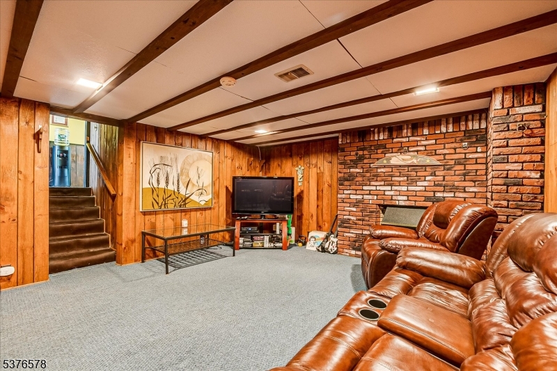 South Plainfield Boro, New Jersey 07080, United States, 3 Bedrooms Bedrooms, ,2 BathroomsBathrooms,Residential,Pending,185467