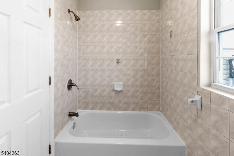 Port Elizabeth - Residential Income