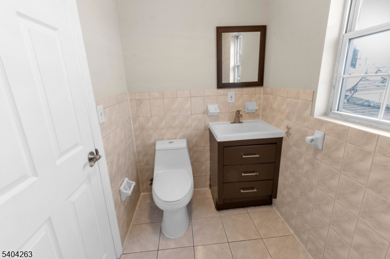 Port Elizabeth - Residential Income