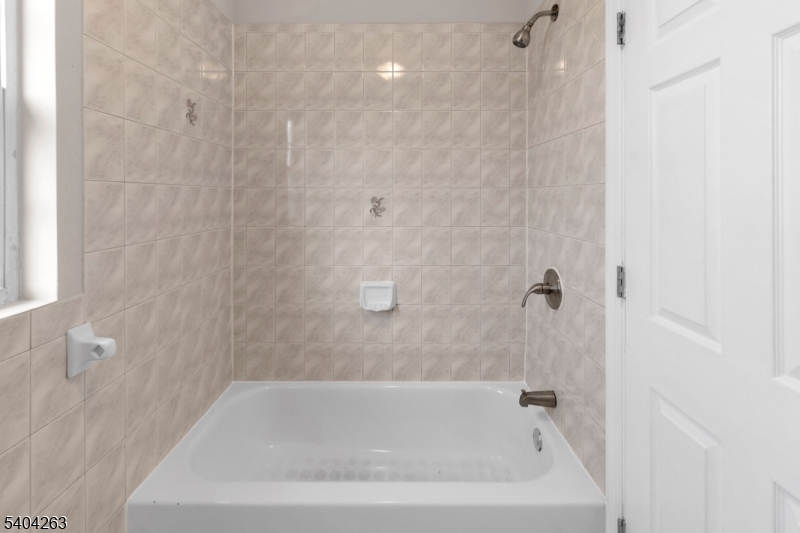 Port Elizabeth - Residential Income