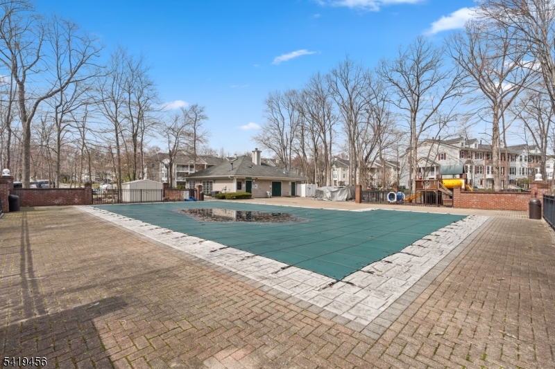 Condominiums - Residential