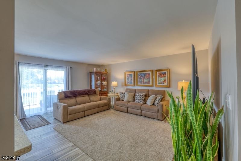 Ridgefield Commons - Residential