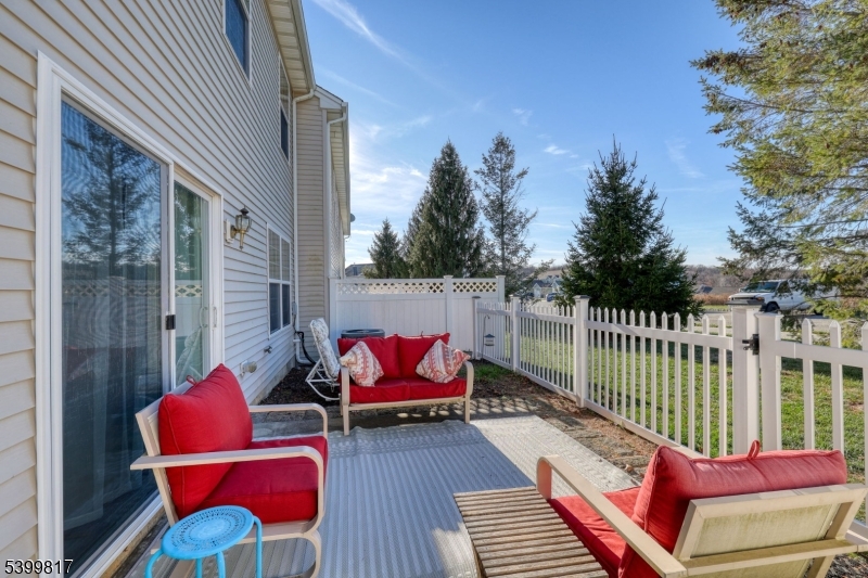 Ridgefield Commons - Residential