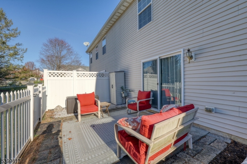 Ridgefield Commons - Residential