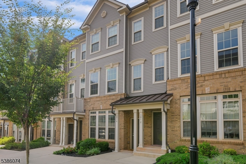 Somerville Station - Residential