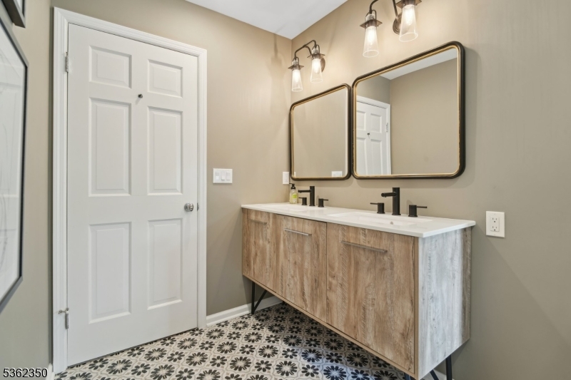 The Hill - Residential