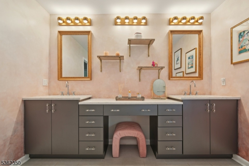 The Hill - Residential