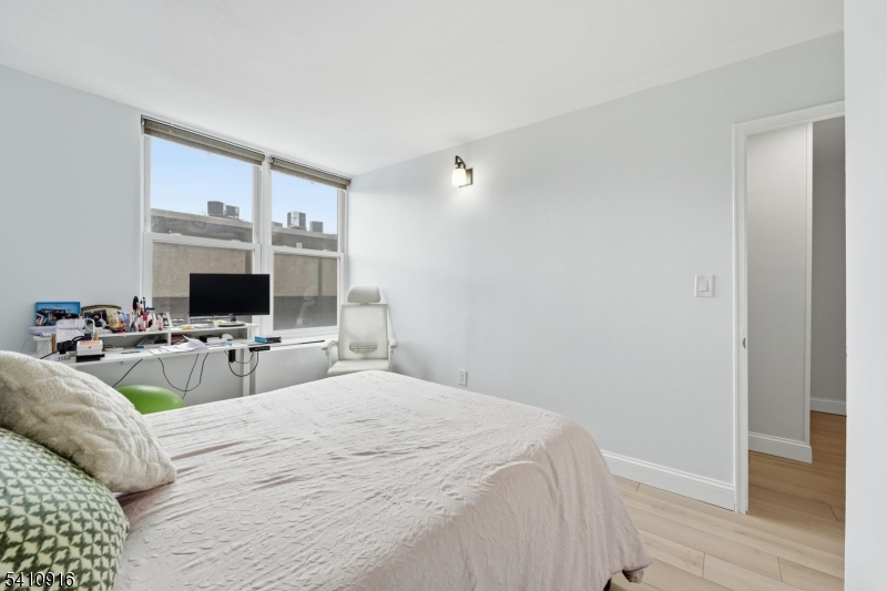 Polonaise - Residential