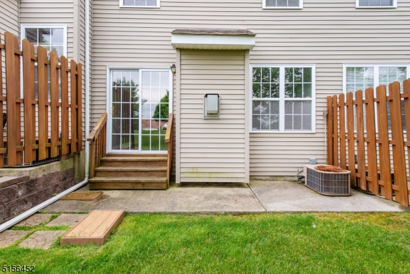 Boulder Ridge - Residential Lease