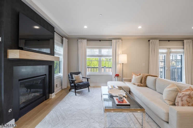 Downtown Summit - Residential