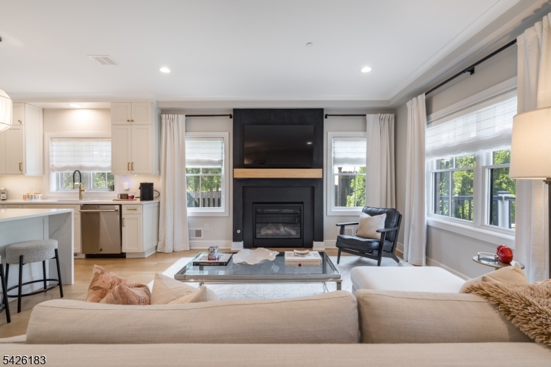 Downtown Summit - Residential